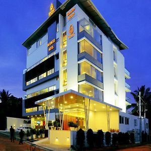Hotel Shivas Gateway